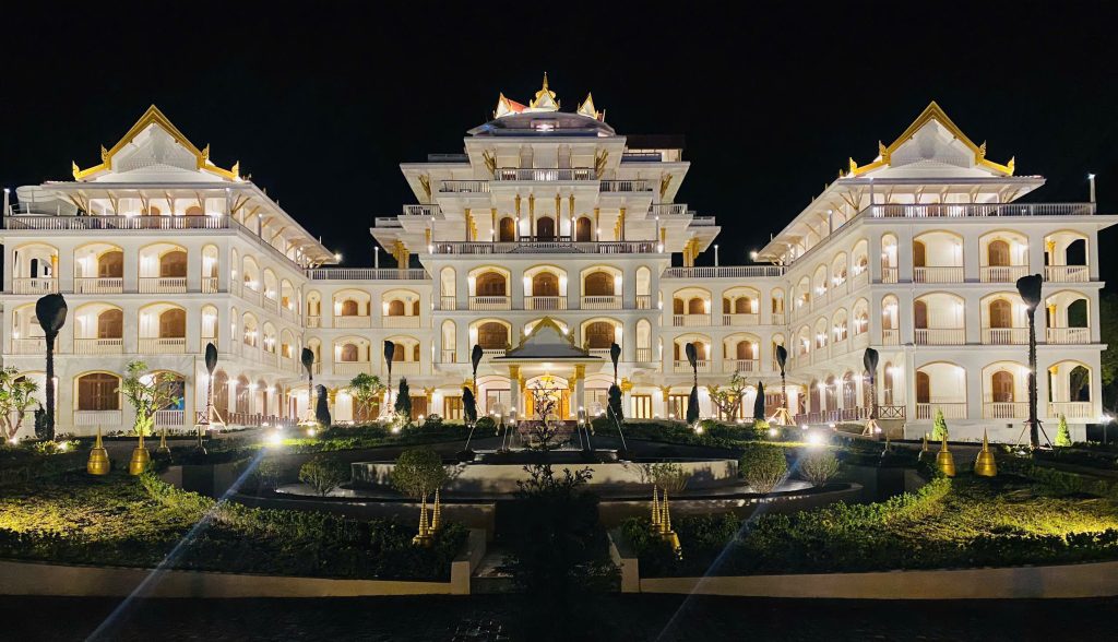 Khách sạn tại Lào